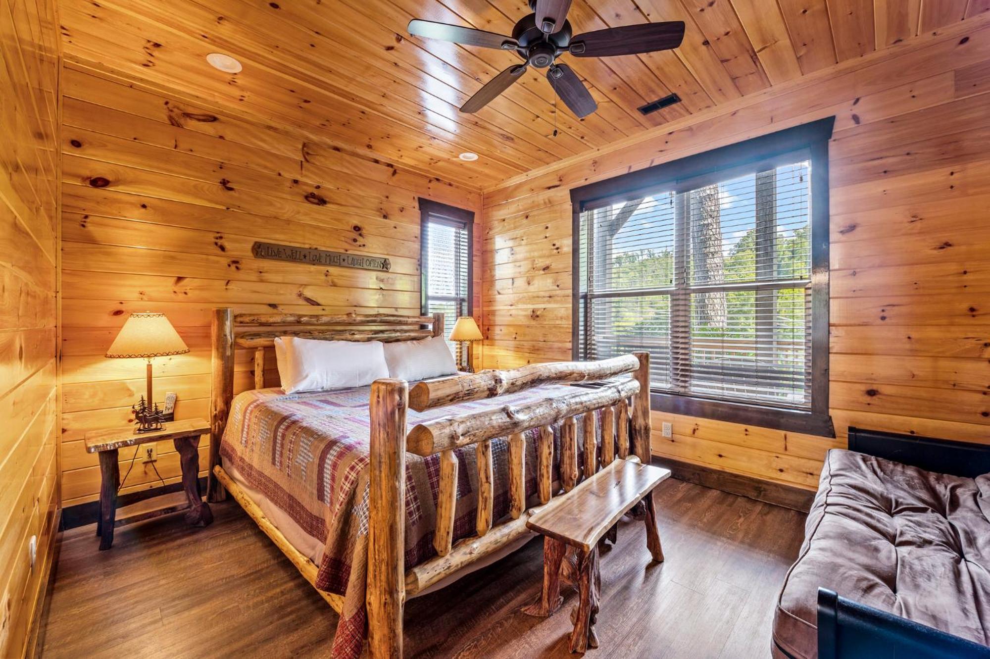 The Majestic Pine Retreat By Stony Brook Cabins Βίλα Gatlinburg Εξωτερικό φωτογραφία