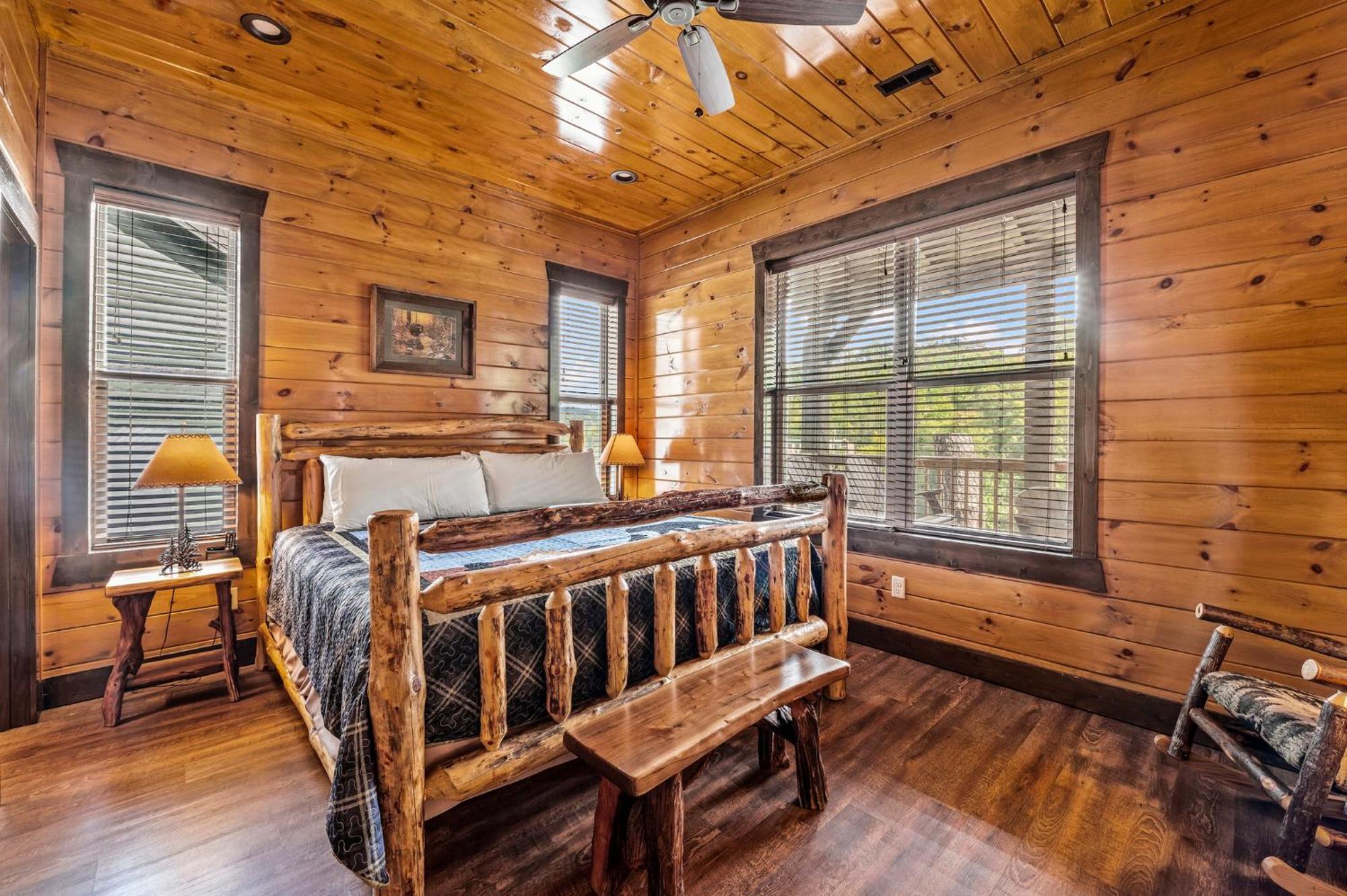 The Majestic Pine Retreat By Stony Brook Cabins Βίλα Gatlinburg Εξωτερικό φωτογραφία