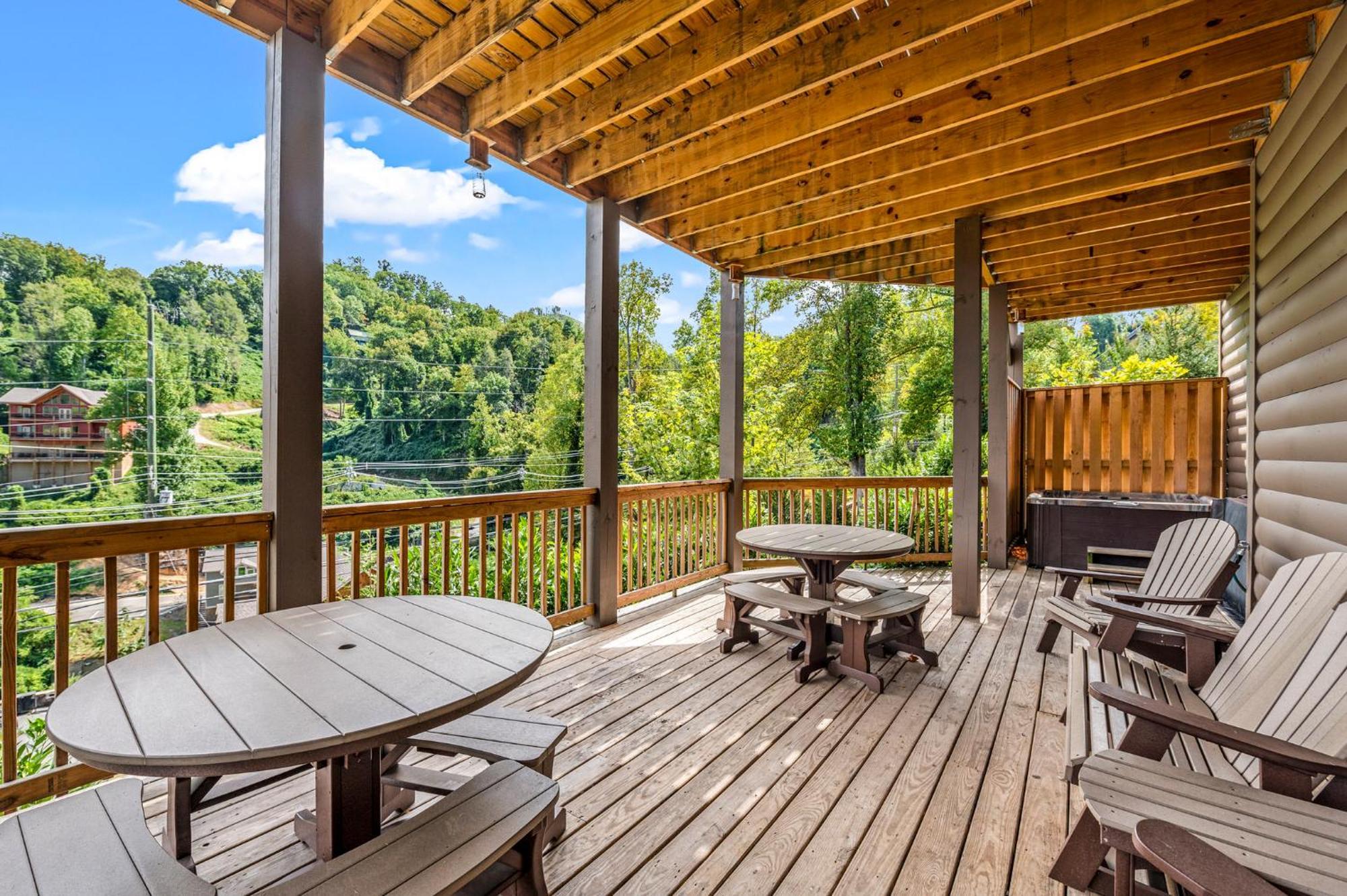 The Majestic Pine Retreat By Stony Brook Cabins Βίλα Gatlinburg Εξωτερικό φωτογραφία