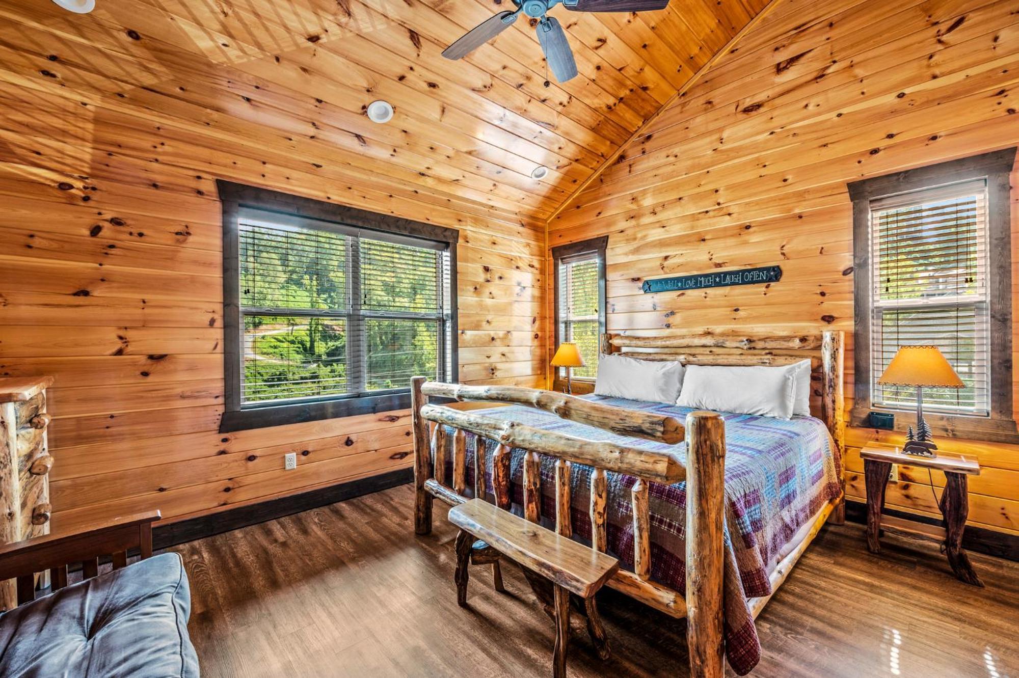 The Majestic Pine Retreat By Stony Brook Cabins Βίλα Gatlinburg Εξωτερικό φωτογραφία